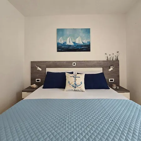 Oscar With Pool Access Apartamento Petrcane